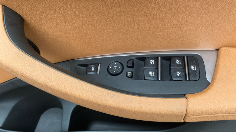 BMW X3 xDrive20i MHT xLine 5dr Step Auto Petrol Estate